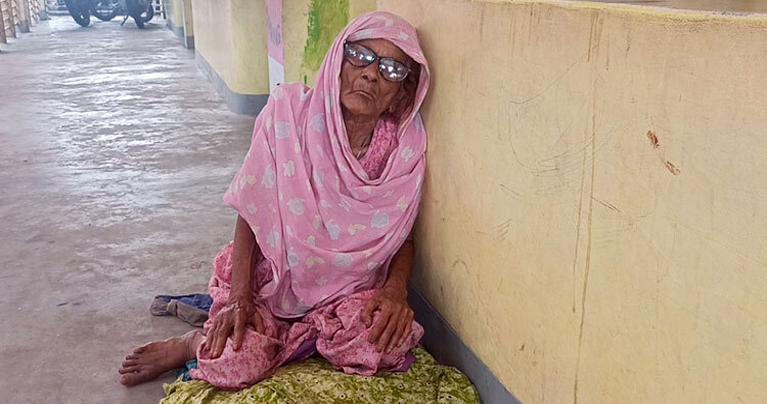 বন্যার ভয়াবহ বর্ণনা ৮০ বছরের বৃদ্ধার মুখে