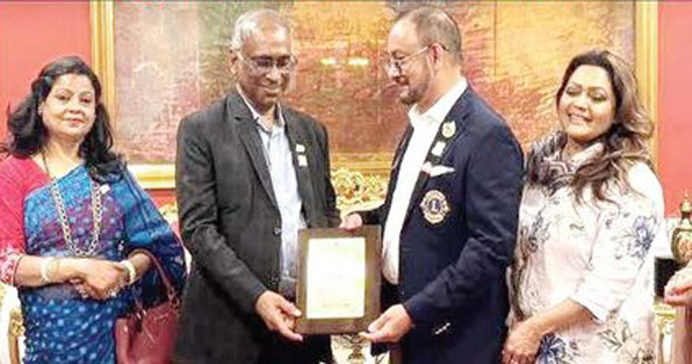 বারী এস্টেটে লায়ন গভর্নর শংকর কুমার রায়ের সংবর্ধনা