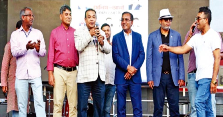 জেবিবিএ’র জমজমাট পথমেলা