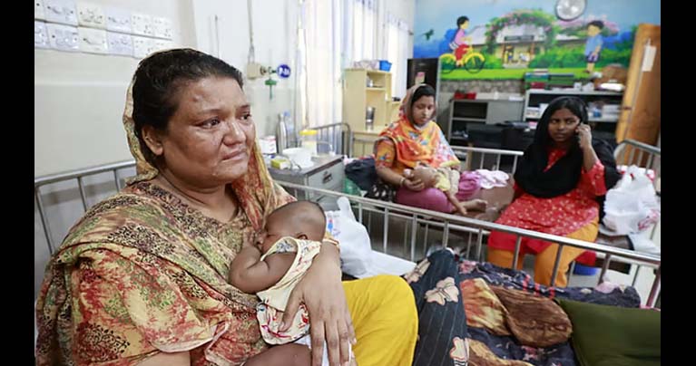 ভূমিকম্পে পুরান ঢাকায় তিনজন নিহত, তিন জেলায় আহত অর্ধশতাধিক