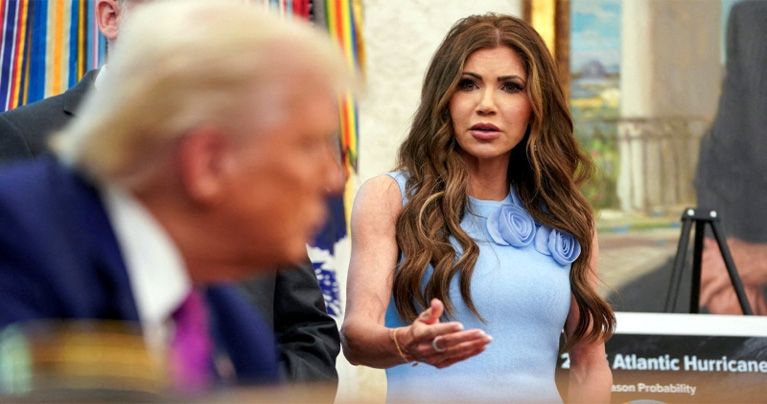 আরও দেশের ওপর ভ্রমণ নিষেধাজ্ঞা দিতে যাচ্ছে যুক্তরাষ্ট্র