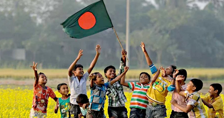 রক্তক্ষয়ী সংগ্রামের পথ বেয়ে আসে কাঙ্ক্ষিত বিজয়