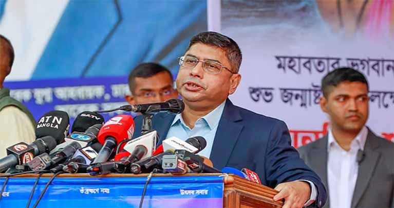 এদেশ সবার, আপনারা নিশ্চিন্তে থাকুন : সেনাপ্রধান