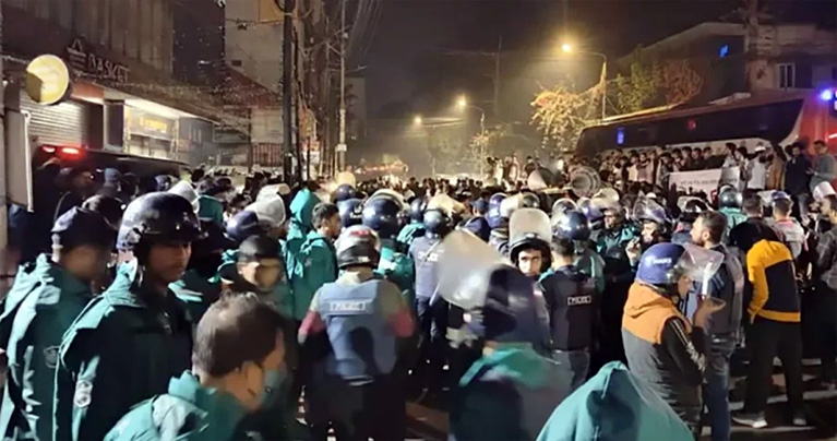 চট্টগ্রামে ভারতীয় সহকারী হাইকমিশনারের বাসভবনে হামলার চেষ্টা, আটক ১২