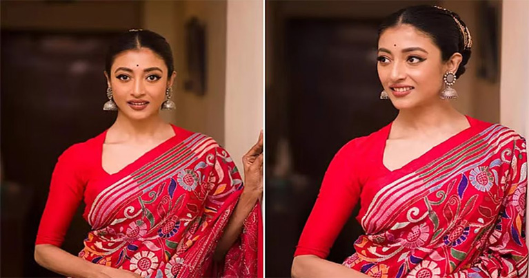 পাওলির শাড়ির রঙে মুগ্ধ জয়া