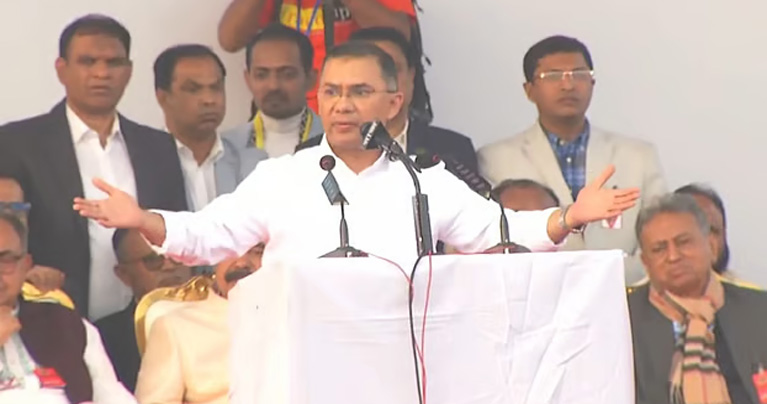 রাব্বুল আলামিনের দোয়ায় মাতৃভূমিতে ফিরে এসেছি : তারেক রহমান