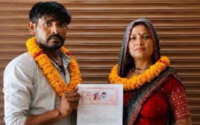 স্ত্রীকে তালাক দিয়ে শাশুড়িকে বিয়ে করলেন যুবক, ভিডিও ভাইরাল