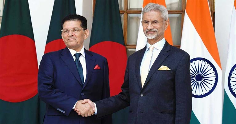 টানাপোড়েন কাটিয়ে স্বাভাবিক হচ্ছে ঢাকা-দিল্লির সম্পর্ক?