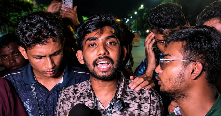 পরীক্ষা স্থগিত না হলে বুধবার ‘লং মার্চ টু শিক্ষা মন্ত্রণালয়’ কর্মসূচি ঘোষণা