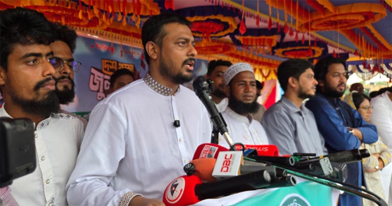 শেখ হাসিনার বিচার বাস্তবায়ন না হলে বিএনপির পতন ঘটাব : নাসীরুদ্দীন পাটওয়ারী
