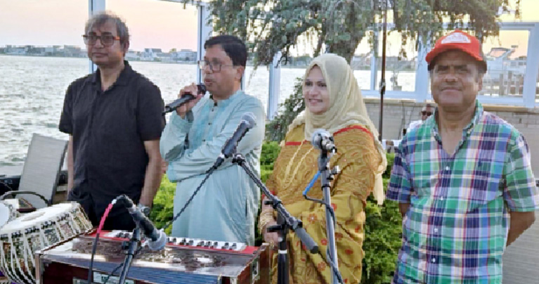 কুইন্স সোস্যাল এডাল্ট ডে কেয়ারের মিলনমেলা