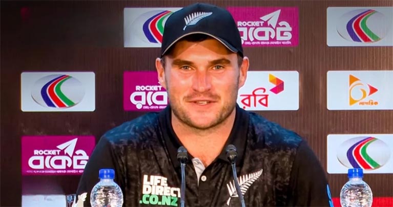 বাংলাদেশের ব্যাটিং দেখে যা বললেন কিউই অলরাউন্ডার