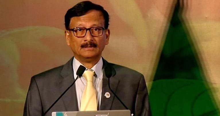 দেশে হিসাবরক্ষণের কারচুপির মাধ্যমে বিপুল অর্থ পাচার ও লুটপাট হয়েছে : পররাষ্ট্র উপদেষ্টা