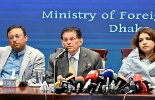 রোহিঙ্গা ইস্যুতে চীন অত্যন্ত ইতিবাচক ভূমিকা পালনের প্রতিশ্রুতি দিয়েছে : পররাষ্ট্রমন্ত্রী
