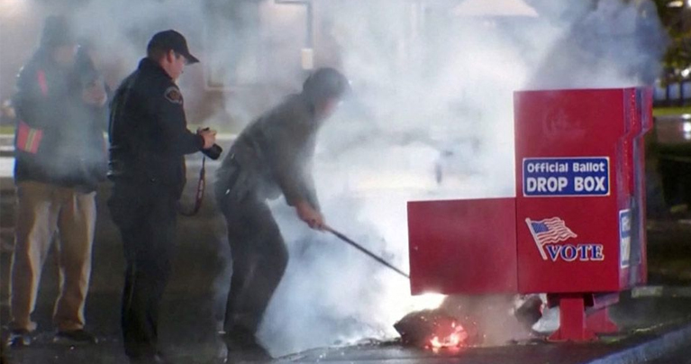 যুক্তরাষ্ট্রে নির্বাচনে আগাম ভোটেই ঘটল সহিংসতা