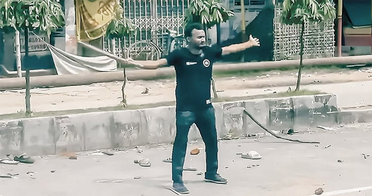 আবু সাঈদ হত্যা মামলার অভিযোগ আমলে নিয়েছে আন্তর্জাতিক অপরাধ ট্রাইব্যুনাল, ২৬ জনের বিরুদ্ধে গ্রেফতারি পরোয়ানা