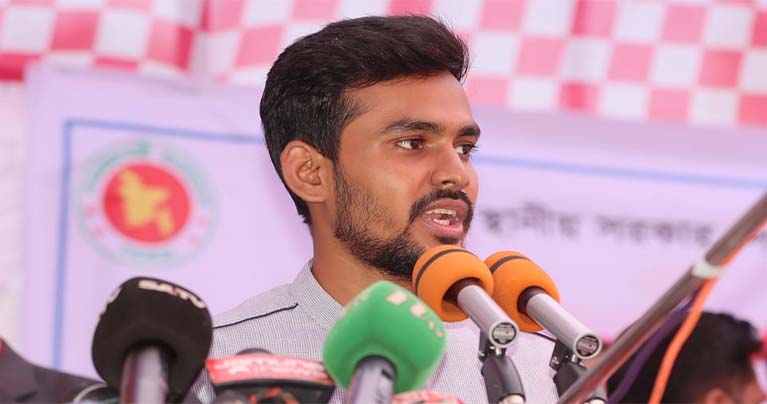 কেউ যদি রাষ্ট্রদ্রোহের মতো ঘটনায় যুক্ত থাকে, সে যে–ই হোক, ছাড় দেওয়া হবে না : আসিফ মাহমুদ