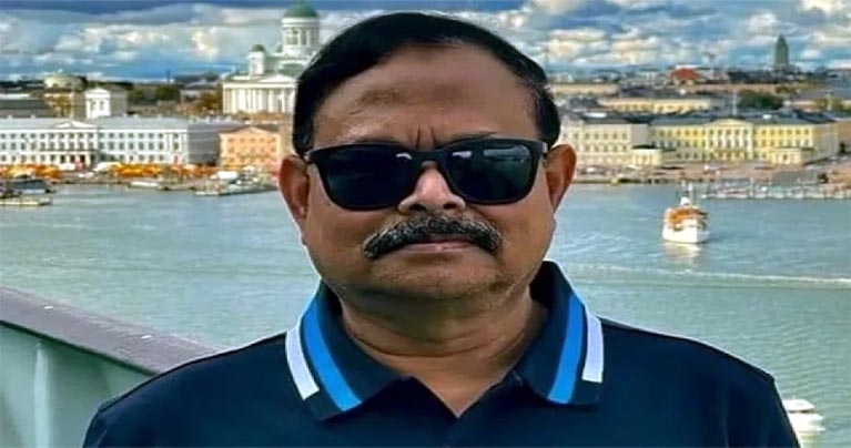 সাবেক সেনাপ্রধান আজিজের দুর্নীতি অনুসন্ধানে দুদকে আবেদন