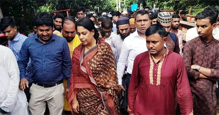 পানি ছাড়ার আগে বাংলাদেশকে জানানোর বিষয়টি ভারত প্রতিপালন করেনি : পরিবেশ উপদেষ্টা