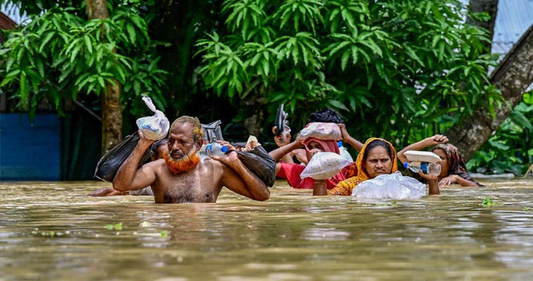 বন্যায় ১১ জেলায় ২৩ জনের প্রাণহানি, ক্ষতিগ্রস্ত ৫৭ লাখ মানুষ