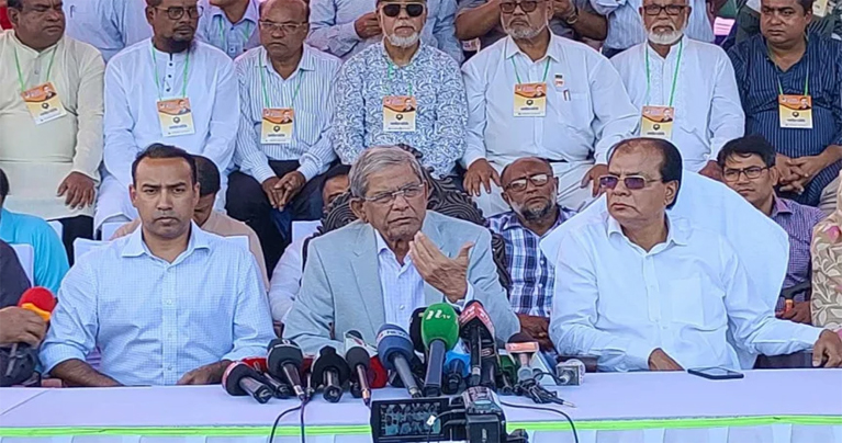 সরকারকে সময় দিতে হবে, সহযোগিতাও করতে হবে : মির্জা ফখরুল