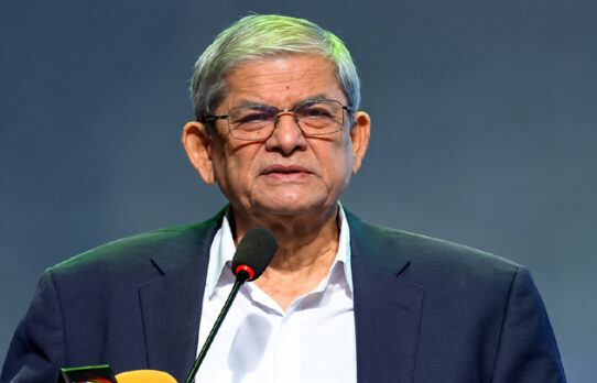 দেশের অর্থনীতি ধ্বংস করেছে আওয়ামী লীগ, নতুন করে দেশ গড়ে তোলা চ্যালেঞ্জের : মির্জা ফখরুল