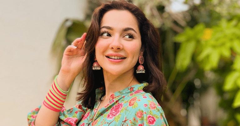 বিচ্ছেদ ভুলে পুরোনো প্রেমে হানিয়া আমির