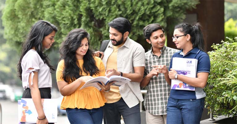 তিন মাসে ৯০ হাজার ভারতীয় শিক্ষার্থীকে ভিসা দিল যুক্তরাষ্ট্র