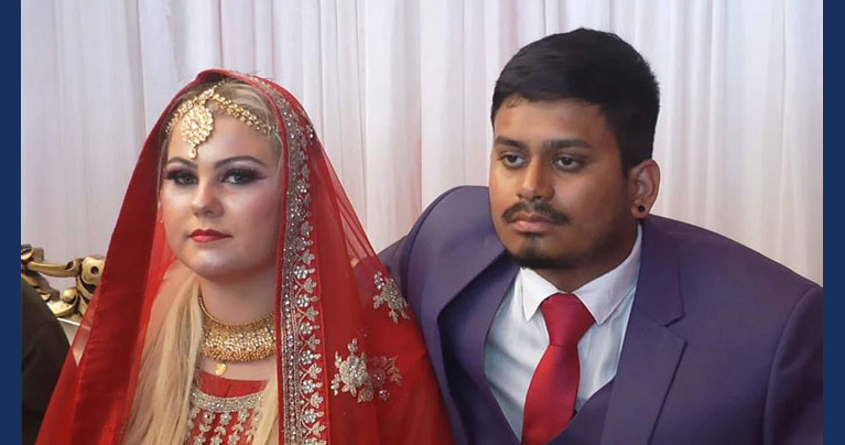 বরিশালে সেই জার্মান নারীর বিয়েতে সয়াবিন তেল উপহার!