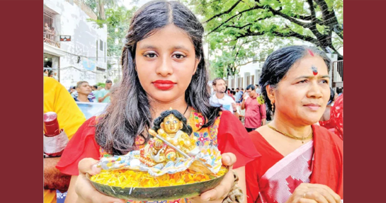 বন্যার্তদের জন্য প্রার্থনায় জন্মাষ্টমী উদযাপিত