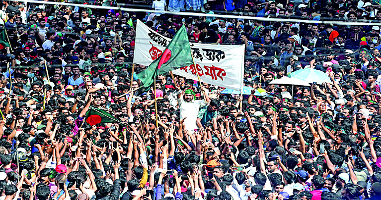 স্বৈরাচার পতনের ৫ আগস্ট : ছাত্র-জনতার রক্তস্নাত বিজয়ের দিন