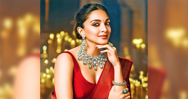 মা হওয়ার পর প্রথমবার শুটিং সেটে কিয়ারা