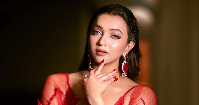 কাজ চাইতে আমার কোনো লজ্জা নেই : কৌশানী