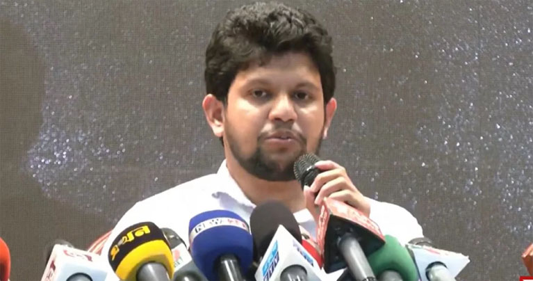 ৩০ লাখ টাকা করে পাবে ছাত্র আন্দোলনে শহীদদের পরিবার : মাহফুজ আলম