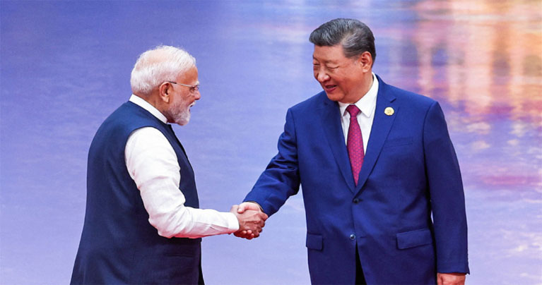 মোদি-শি বৈঠক : প্রতিদ্বন্দ্বী নয়, অংশীদার হতে চায় ভারত-চীন