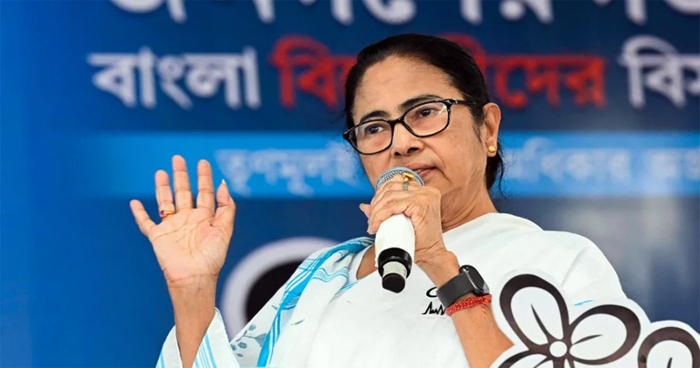 বাংলা তোমাদের হবে না, এবার ওদের দিল্লি কেড়ে নেব : মমতা