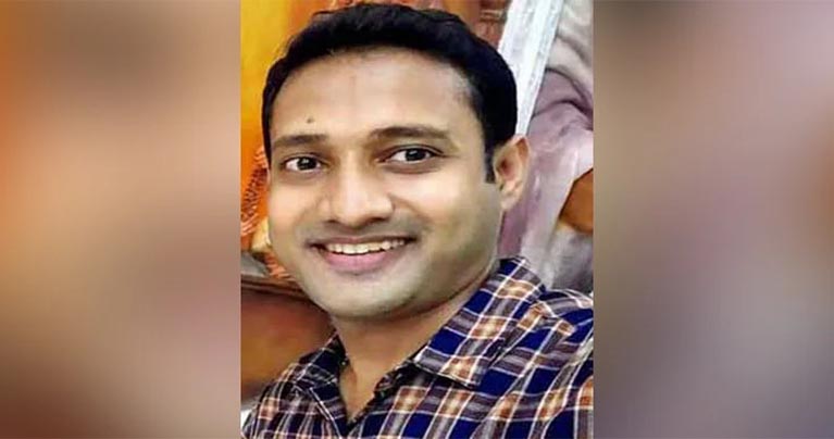 যুক্তরাষ্ট্র বিমানবন্দরে বাংলাদেশি যুবকের নামে ‘ওয়ারেন্ট’