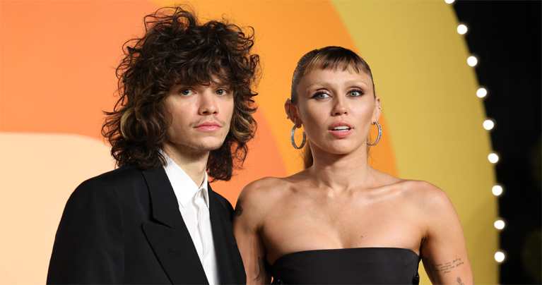 মাইলি ও মোরান্দোর বাগদানও হয়ে গেছে?