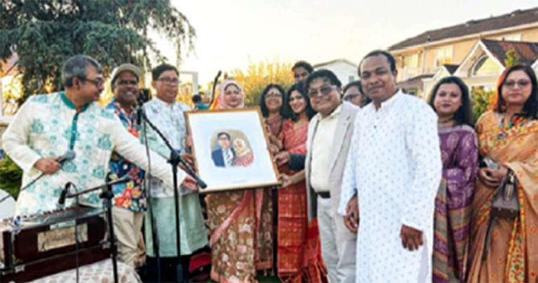কুইন্স সোস্যাল এডাল্ট ডে কেয়ার আনন্দ সন্ধ্যা