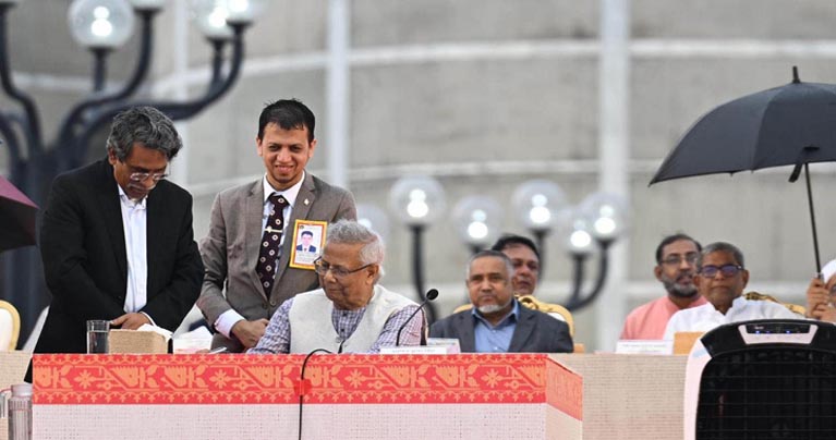 জুলাই সনদ স্বাক্ষর অনুষ্ঠানে অংশ নেয় ২৫ দল, কারা গেল, কারা যায়নি