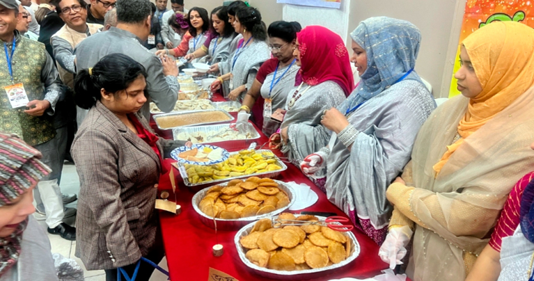 মানিকগঞ্জ সমিতির নতুন কমিটির শপথ