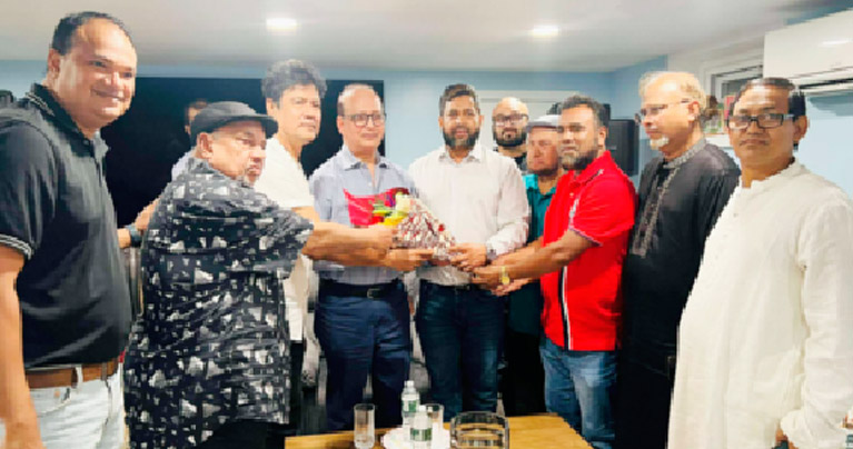 ইঞ্জিনিয়ার আফতাব আহমেদকে মানিকগঞ্জ সমিতির সংবর্ধনা