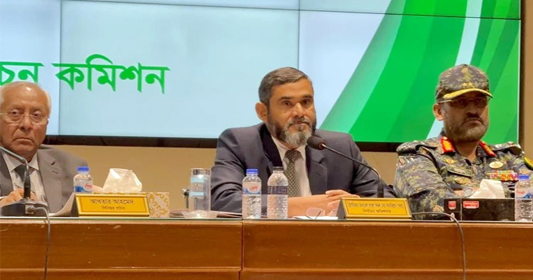 নির্বাচনের পরিবেশ তৈরিতে অপারেশন শুরু করবে যৌথ বাহিনী : ইসি সানাউল্লাহ