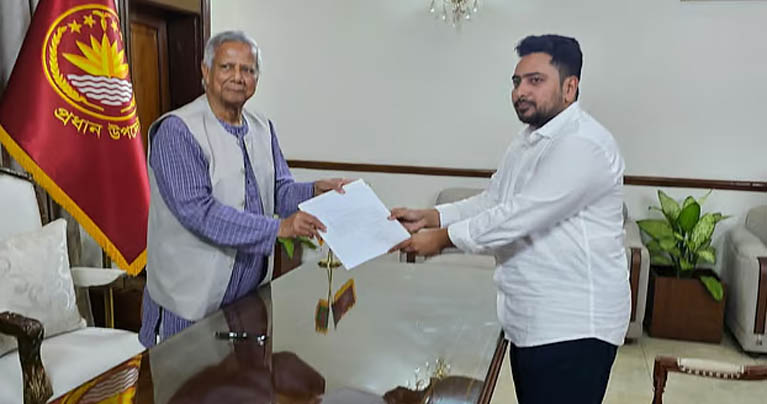 পদত্যাগ করলেন নাহিদ ইসলাম