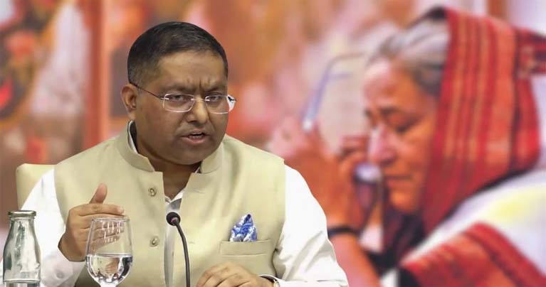 হাসিনাকে ফেরত চেয়ে বাংলাদেশের পাঠানো চিঠি পরীক্ষা করে দেখছে ভারত : জয়সওয়াল