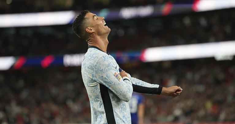 হাজার গোল করে অবসর নিতে চান রোনালদো