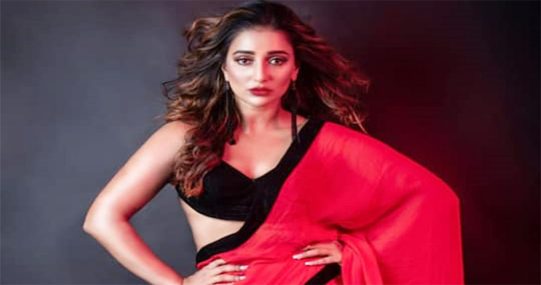 কী হলো সায়ন্তিকা ব্যানার্জির?