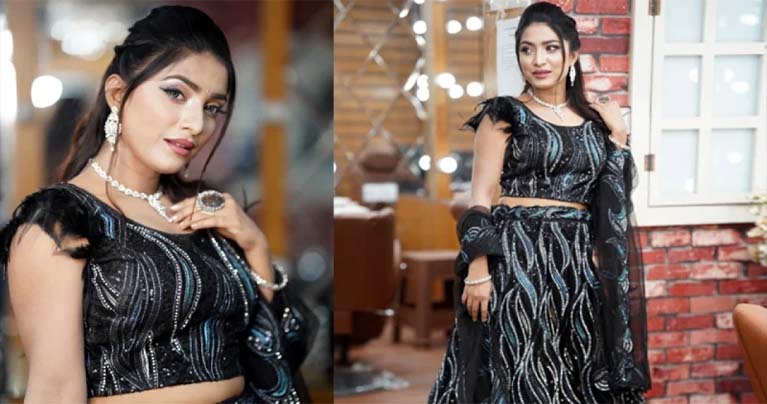 অভিষেক হচ্ছে সায়মা স্মৃতির