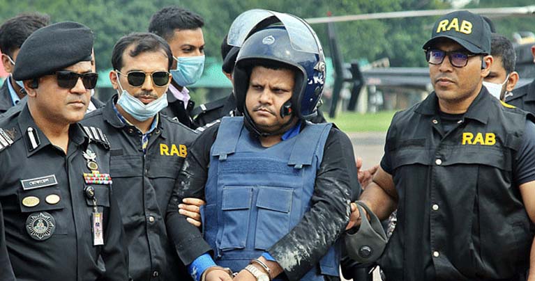 আমার বউকে সবাই ‘চোরের বউ’ বলে ডাকে : সাহেদ
