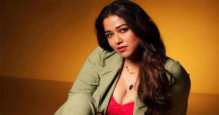 বাংলাদেশের কাজ আমরা চেটেপুটে খাই : সোহিনী